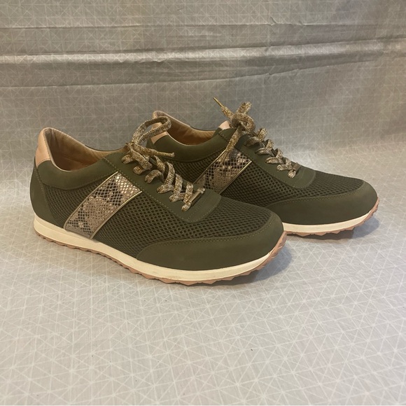 Bared Footwear Kestrel Olive Green Nubuck w/Snake Trim Sneakers 41